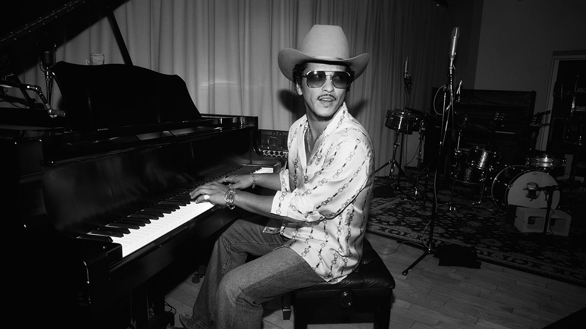 Bruno Mars | Photo Credit: John V. Esparza