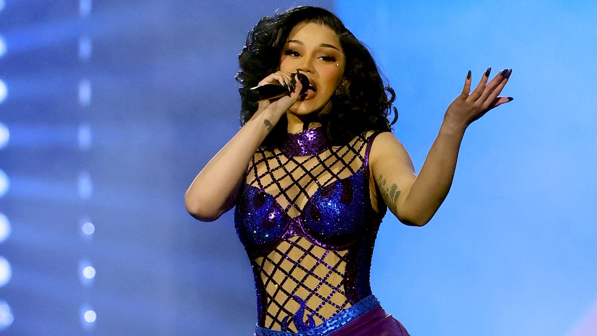 NEW YORK, NEW YORK - MARCH 25: (Exclusive Coverage) Cardi B performs onstage during the Little Miss Drama Tour at Madison Square Garden on March 25, 2026 in New York City. (Photo by Arturo Holmes/Getty Images for Live Nation)