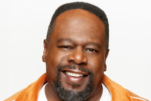 Cedric the Entertainer plays Calvin Butler on the upcoming CBS Comedy, The Neighborhood. The Neighborhood premieres Monday, October 1st on the CBS Television Network. Photo: Monty Brinton/CBS ©2018 CBS Broadcasting, Inc. All Rights Reserved