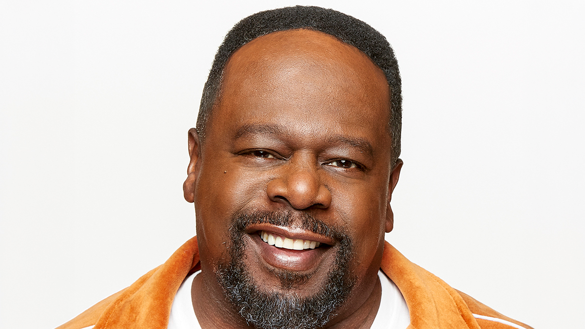 Cedric the Entertainer plays Calvin Butler on the upcoming CBS Comedy, The Neighborhood. The Neighborhood premieres Monday, October 1st on the CBS Television Network. Photo: Monty Brinton/CBS ©2018 CBS Broadcasting, Inc. All Rights Reserved
