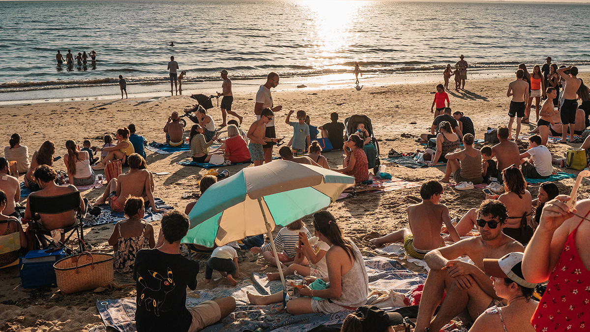 Photo by Clément Proust from Pexels: https://www.pexels.com/photo/crowded-beach-party-at-sunset-38996205/