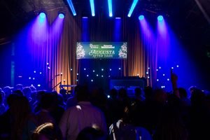 sports illustrated draftkings augusta after dark 05