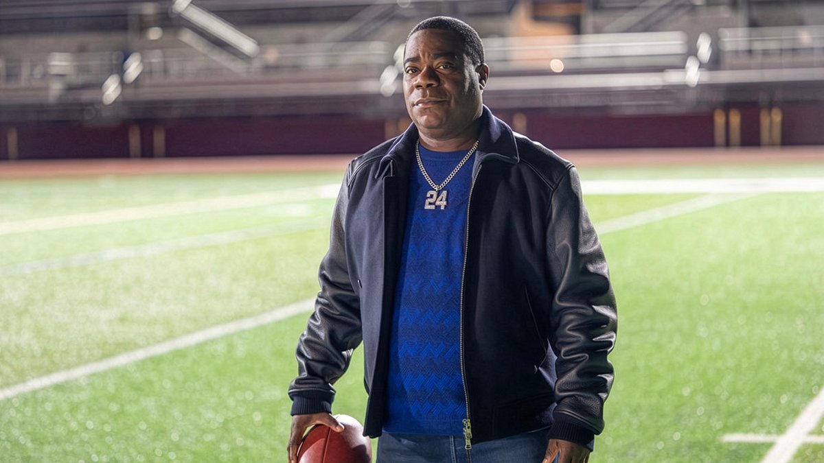 THE FALL AND RISE OF REGGIE DINKINS -- "Pilot" Episode 101 -- Pictured: Tracy Morgan as Reggie Dinkins (Photo by: Scott Gries/NBC)