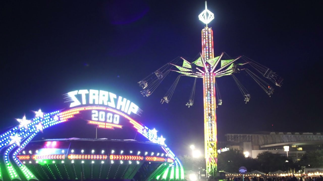 Chuck D Stands Up for Travis Scott in Open Letter To Concert Promoters Travis Scott Announces Astroworld Festival 2021